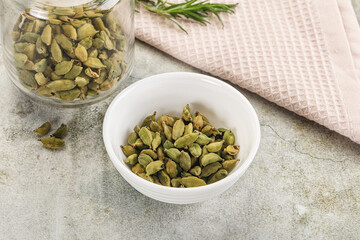 Dry Cardamom - aroma seasoning flavour