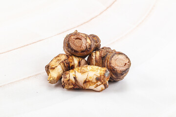 Natural organic raw ginger root