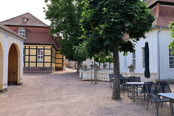 Blick in de Historischen Kurpark von Bad Lauchstädt in Sachsen-Anhalt	