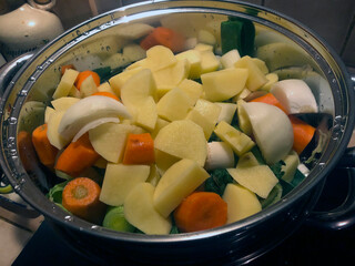 légumes pour la soupe prêt a etre cuisine