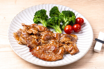 豚肉の胡麻だれ焼き