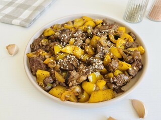 Sapi lada hitam, Indonesian and Chinese cuisine. Black Pepper Beef, is a fast, easy stir-fry made with beef, onions, and peppers seasoned with oyster sauce and loads of black pepper.