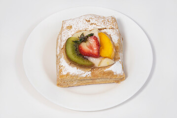 empanada, danesa, repostero, panaderia, vainilla, frutas, fresa, kiwi, mango, hojaldre