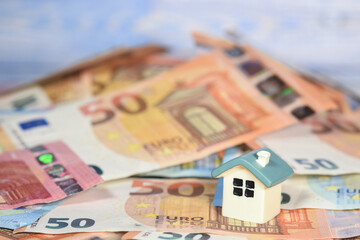 Argent euro CEE europeen finances immobilier logement maison