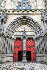 Vannes, the cathedral, the main entry