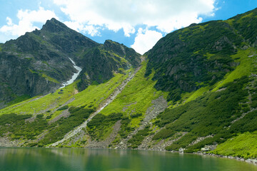 Obraz premium Mountains in the Czarna Gasienicowa valley.