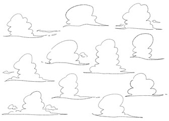 手書きの入道雲、積乱雲のイラスト線画セット、バリエーション素材