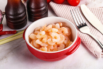 Cocktail prawns in the bowl