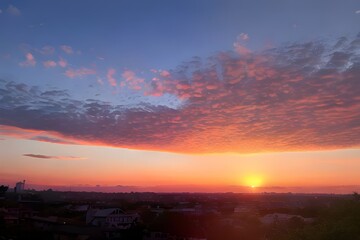 Obraz premium 美しくグラデーションする夕焼けの風景