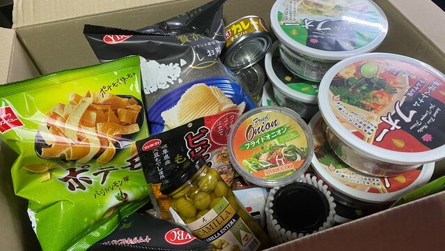 セール品のレトルト＆インスタント食品が大量到着 - ネット通販、オンラインショッピングで便利な食品ストック時短生活