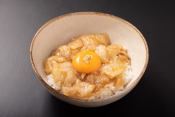 カレイ　えんがわ漬け丼