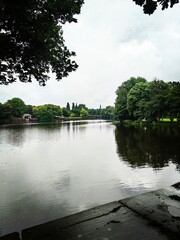 Obraz premium lake in the park