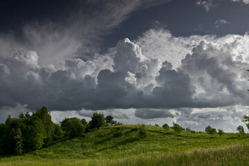 Obłoki nad polami © Robert
