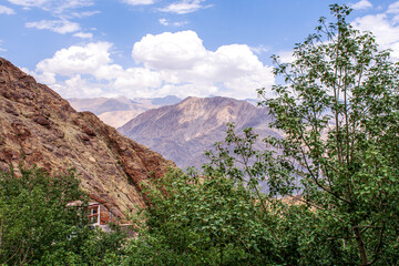 Ladakh mountains range ideal for tracking