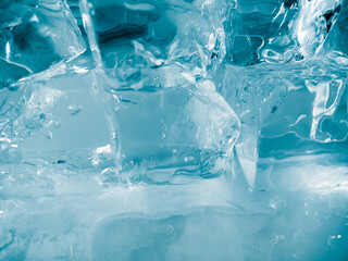 icecubes background,icecubes texture,icecubes wallpaper,ice helps to feel refreshed and cool water from the icecubes helps the water refresh your life and feel good.ice drinks for refreshment business