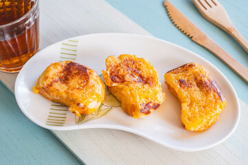 バターロールのフレンチトースト