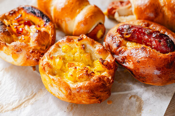 手作りの総菜パン　コーンマヨ