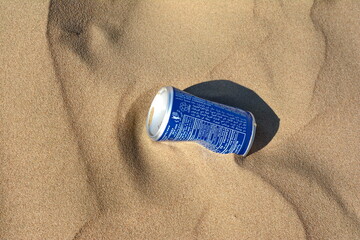 Can discarded in the desert, concept of environmental issue image