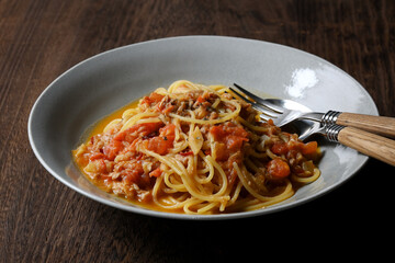 ツナとトマトのパスタ