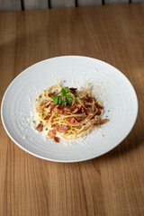 spaghetti with meat , Carbonara