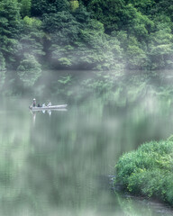 福島県　新緑の只見川と只見線の風景
