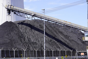 Coal transport on conveyor belts into the coal power station,  Hanover Stöcken, Germanyinto the...