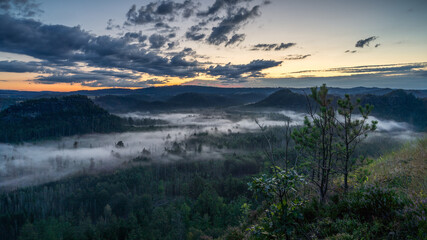 Obraz premium Early morning on mt. Winterstein - Früh morgens auf dem Winterstein