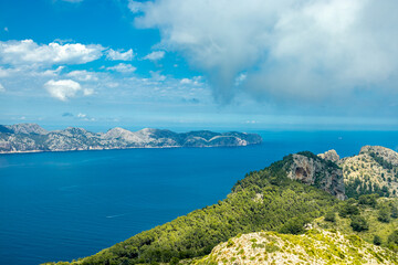 Wanderung zum Berg und Aussichtspunkt Talaia d'Alcúdia
 mit einen fantastischen Ausblick auf die...