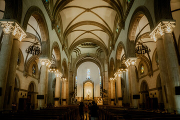 Obraz premium interior of the cathedral of the holy sepulchre