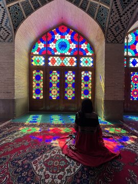 Fenster in der Nasir ol Molk Moschee, Shiras, Iran, 2022