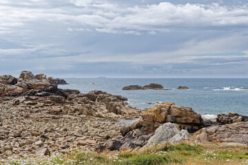 Plougrescant (côte d'Armor) : paysages maritimes et cote sauvage du gouffre de plougrescant