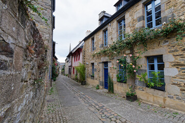 Treguier (côtes d'armor) : maison typique et coloré du centre ville