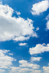 Obraz premium blue sky with clouds as background
