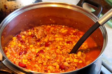 
chicken curry with bean lecho