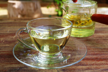 Chrysanthemum Tea Brewed from Dried Flowers and the Flavor Similar to Chamomile