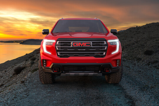 2024 GMC Acadia- Mid-Size SUV