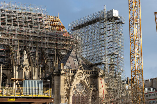 【パリ】改修工事中のノートルダム大聖堂 / 【Paris】Restoration of Notre-Dame Cathedral