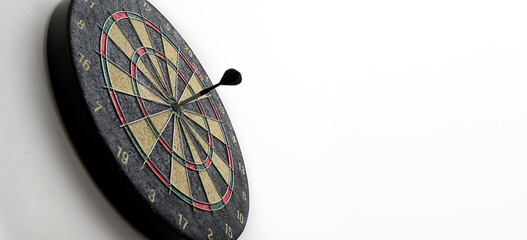 dart board and dart arrows