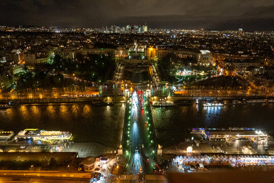 【パリ】エッフェル塔から見たパリの夜景 / 【Paris】Paris night view from the Eiffel Tower