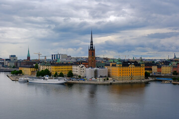Naklejka premium スウェーデン 曇り空のストックホルム