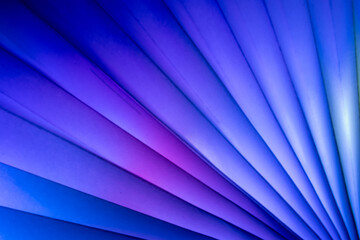 Works created from a single sheet of paper Convey the work that comes out beautifully.