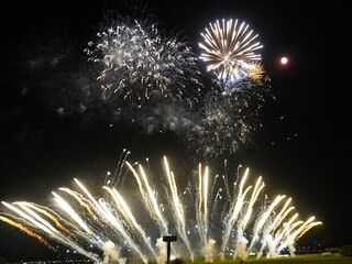 打ち上げ花火　連発連射