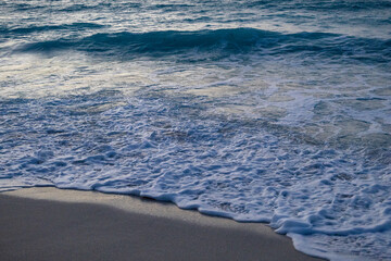 Amanecer en las playas de Cancún, Quintana Roo.