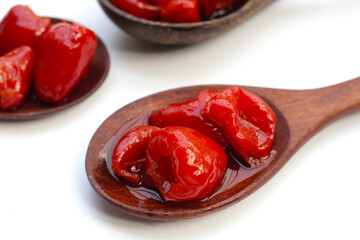 Peppadew Peppers, Sweet and piquant pickled South African peppers