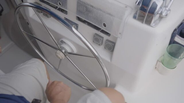 TIM&Oacute;N DE BARCO