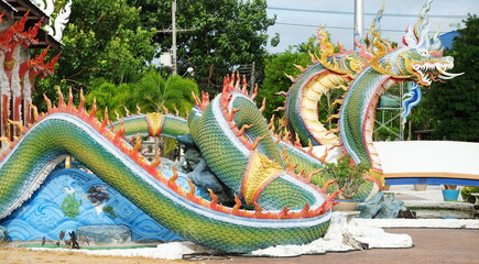 Obraz premium Colorful semi divine, mystical creatures Naga at a Buddhist temple in Thailand