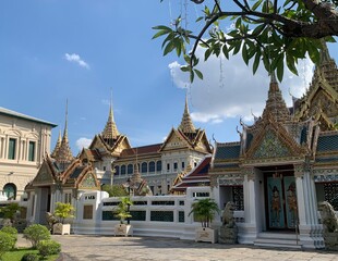 Obraz premium day time at Royal Grand palace and Wat Pra keaw in Bangkok, Thailand