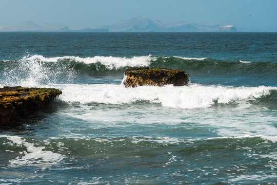 Nature&rsquo;s Dance at Paracas. Waves Surge Against Paracas Reserve&rsquo;s Rocky Shores