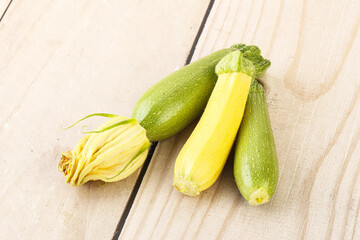 Raw baby organic zucchini heap