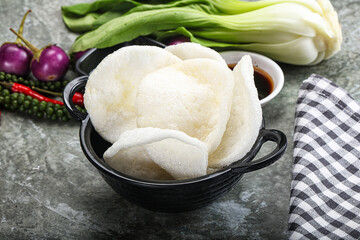 Vietnamese starter appetizer Crab chips